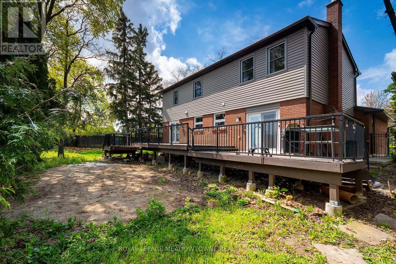 6942 Barrisdale Drive, Mississauga, Ontario  L5N 2H4 - Photo 7 - W13110506