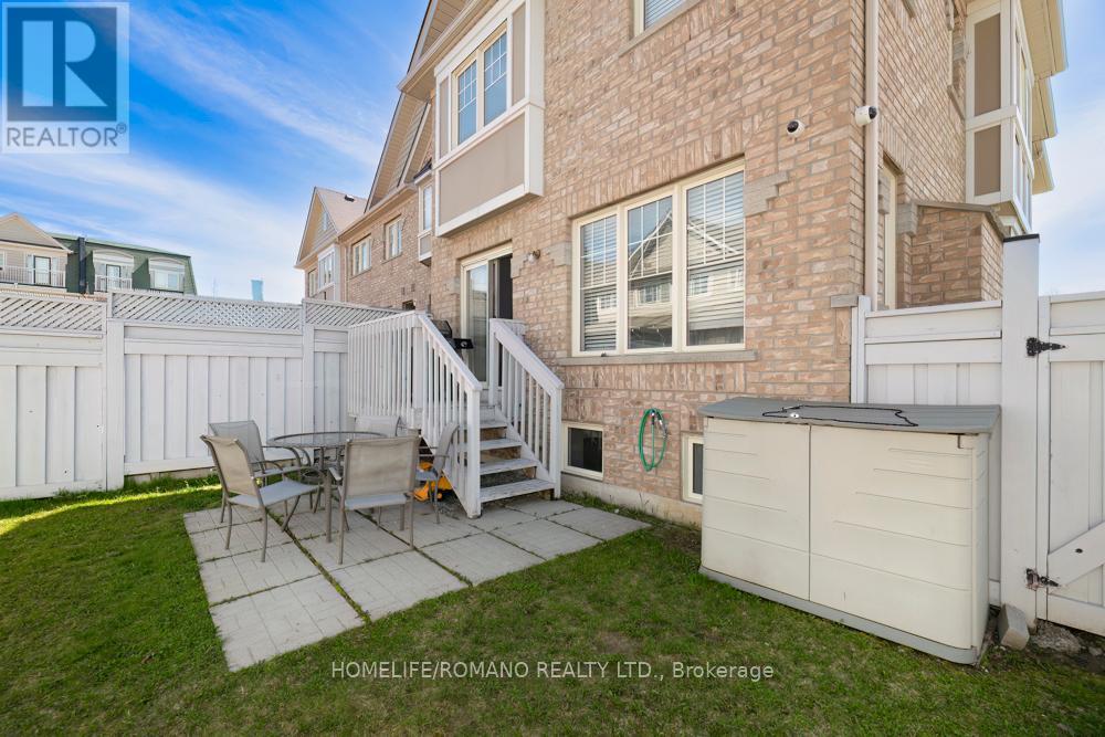 31 Davenhill Road, Brampton, Ontario  L6P 3E1 - Photo 25 - W13110556