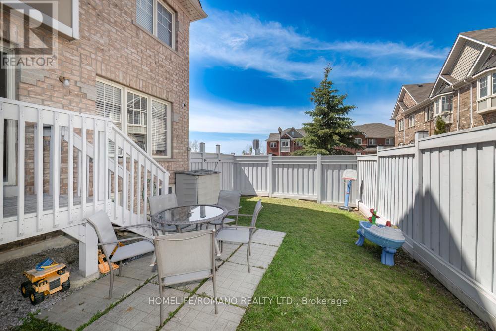 31 Davenhill Road, Brampton, Ontario  L6P 3E1 - Photo 26 - W13110556
