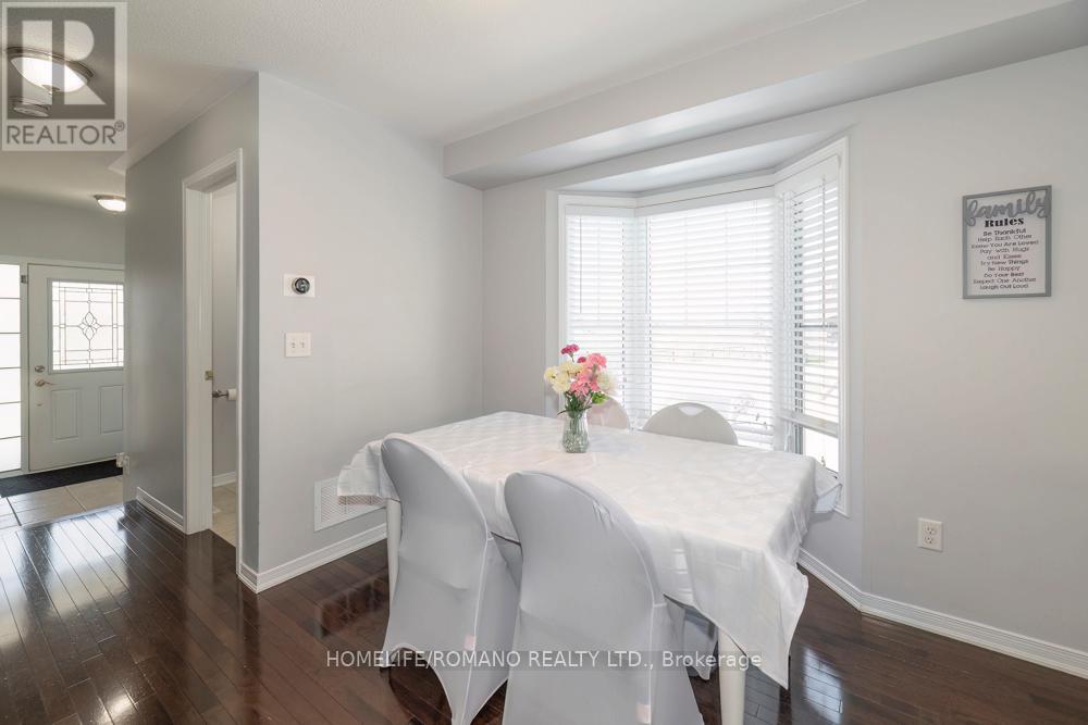 31 Davenhill Road, Brampton, Ontario  L6P 3E1 - Photo 9 - W13110556