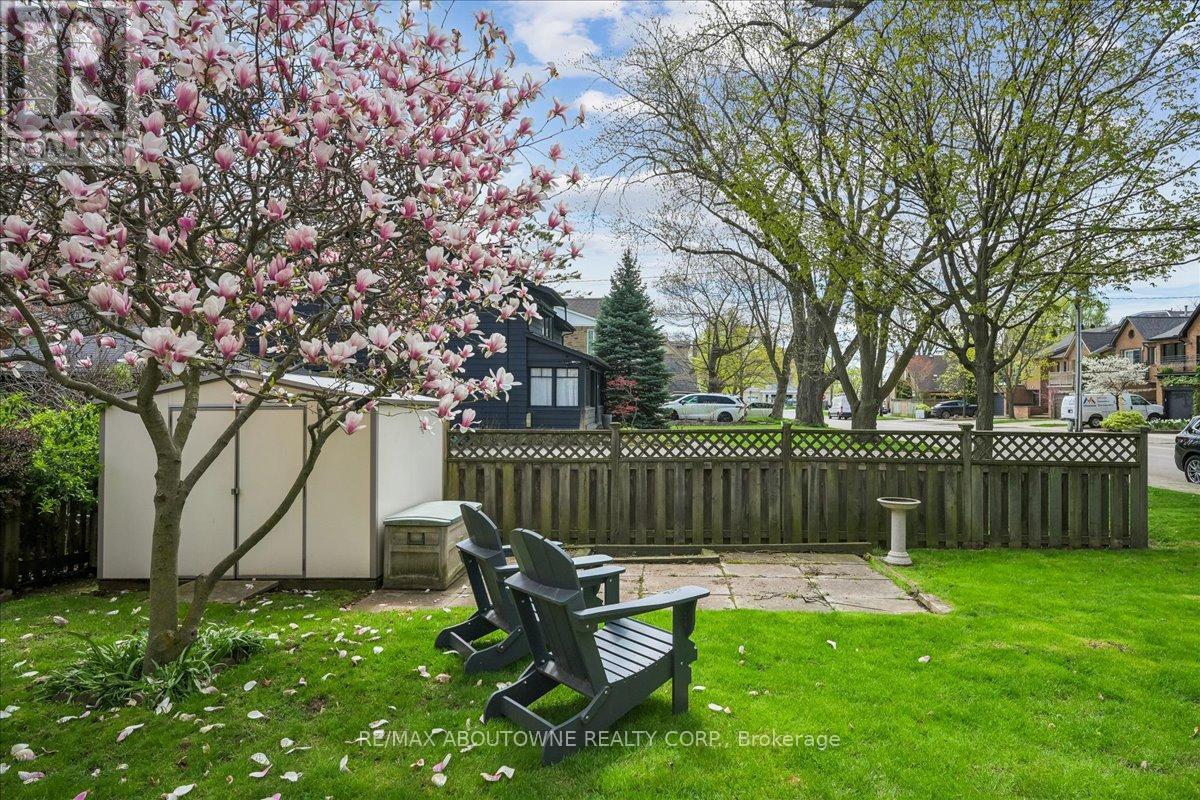 2330 Marine Drive, Oakville, Ontario  L6L 1C3 - Photo 37 - W13110560