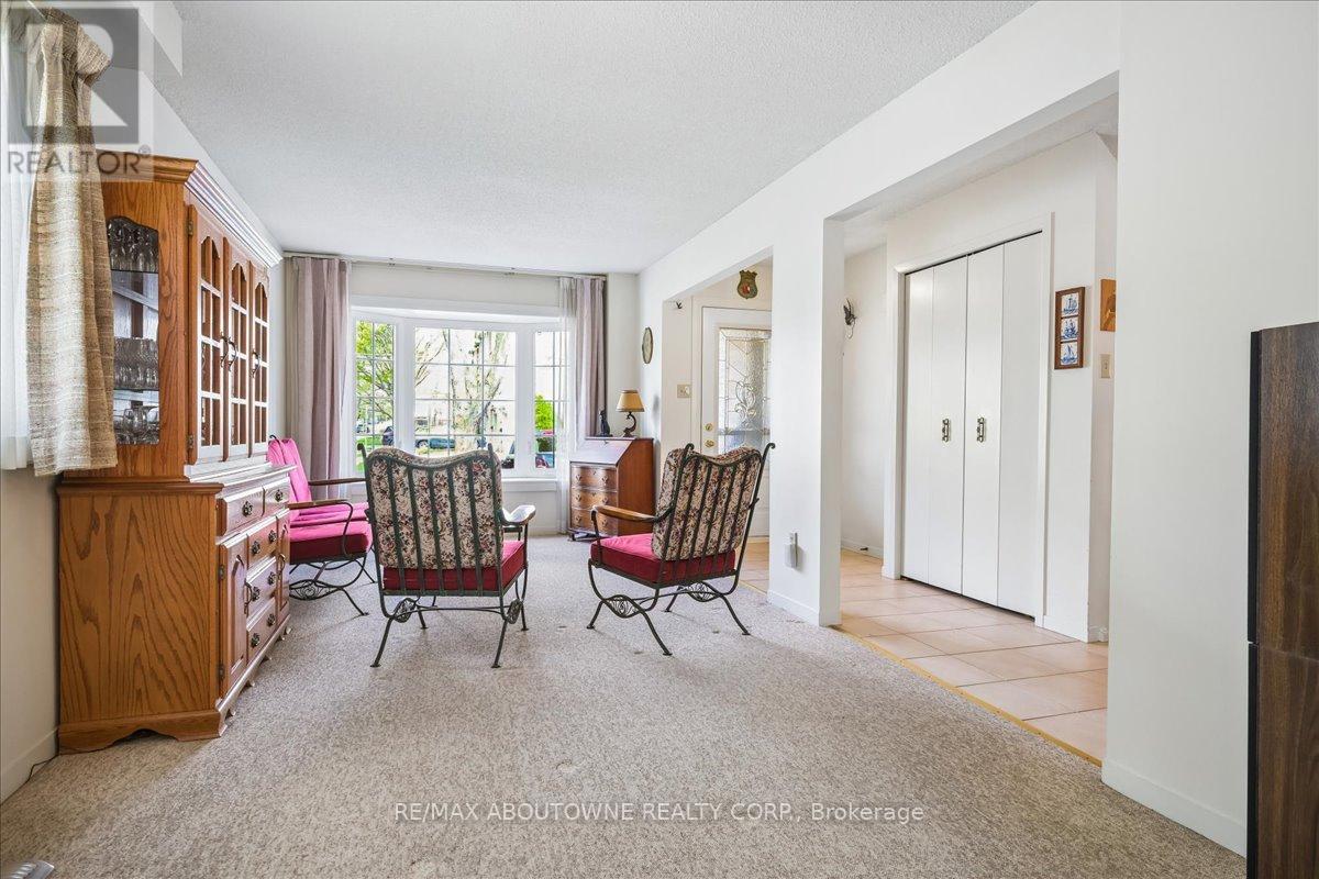 2330 Marine Drive, Oakville, Ontario  L6L 1C3 - Photo 9 - W13110560