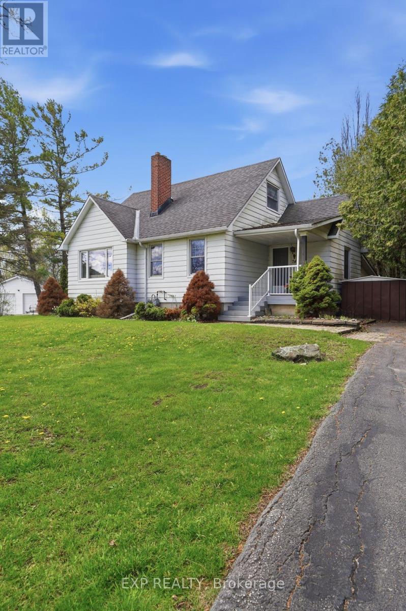 74 Sidney Street, Belleville, Ontario  K8P 3Y8 - Photo 3 - X13110348