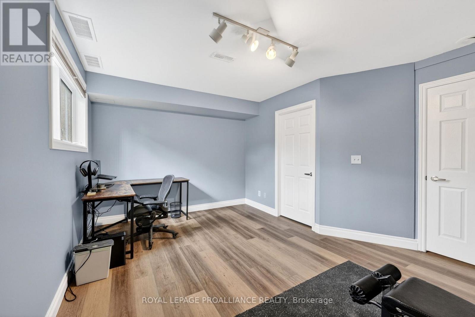 4 - 9 Progress Avenue, Belleville, Ontario  K8P 4Z3 - Photo 26 - X13110598