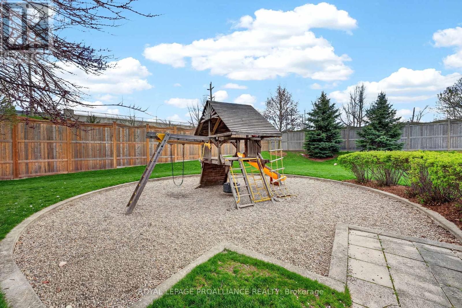 4 - 9 Progress Avenue, Belleville, Ontario  K8P 4Z3 - Photo 30 - X13110598