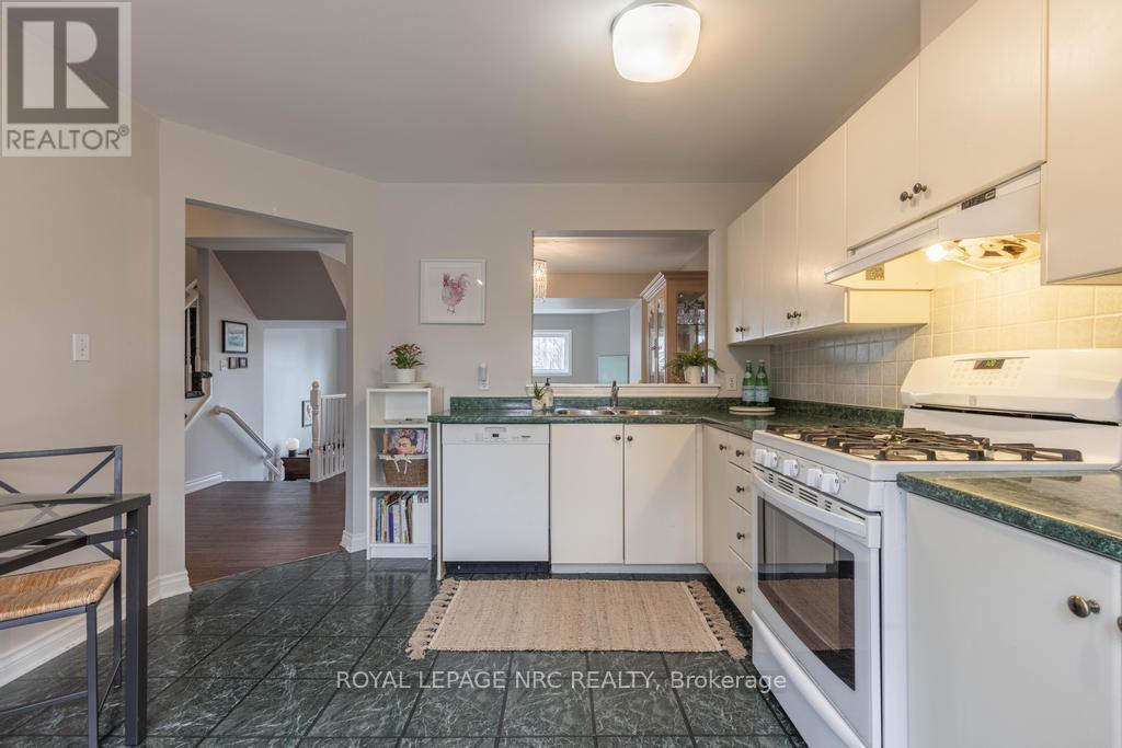 13 - 1 Lakeside Drive, St. Catharines, Ontario  L2M 1P3 - Photo 8 - X13110350