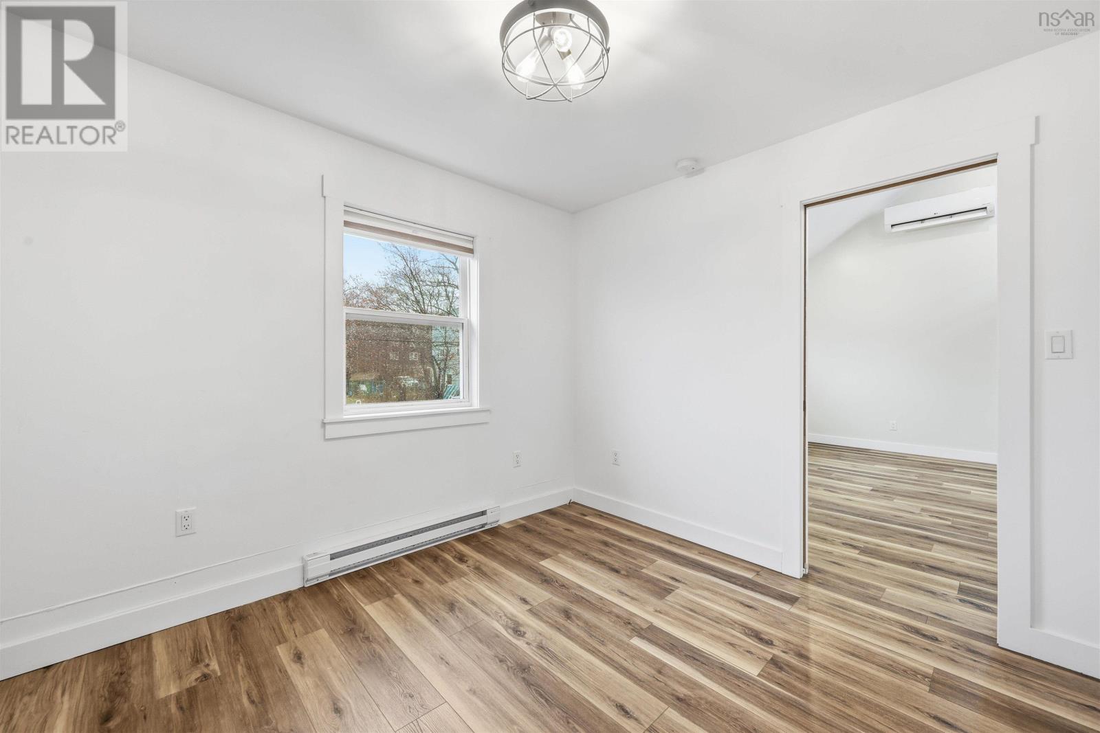 6 Sylvia Avenue, Halifax, Nova Scotia  B3R 1J8 - Photo 5 - 202610402