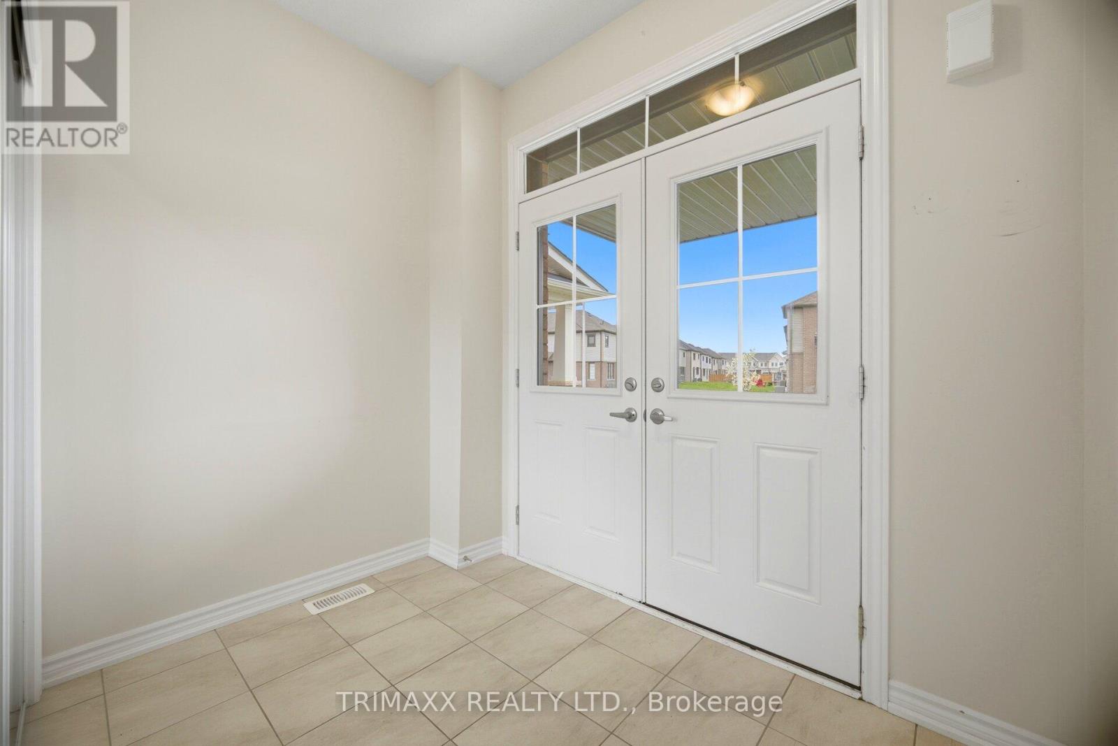 275 Vanilla Trail, Thorold, Ontario  L2V 0L3 - Photo 5 - X13102842