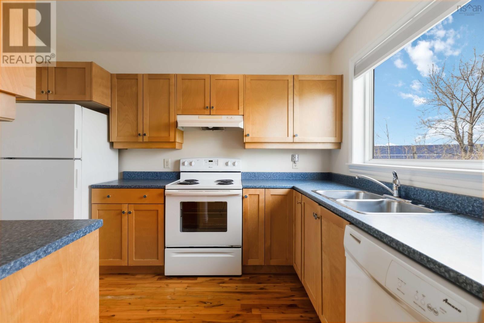 5820 Gainsborough Place, Halifax, Nova Scotia  B3K 6B3 - Photo 9 - 202610407
