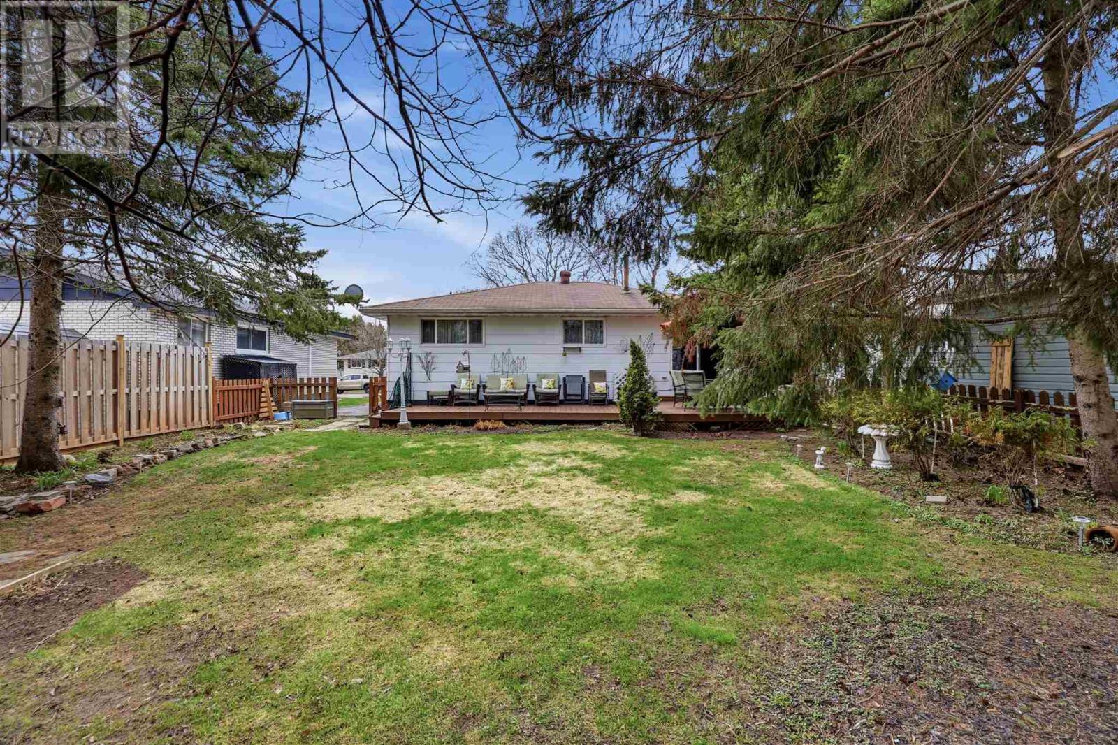 28 Kerr Dr, Sault Ste. Marie, Ontario  P6A 5H9 - Photo 30 - SM260934