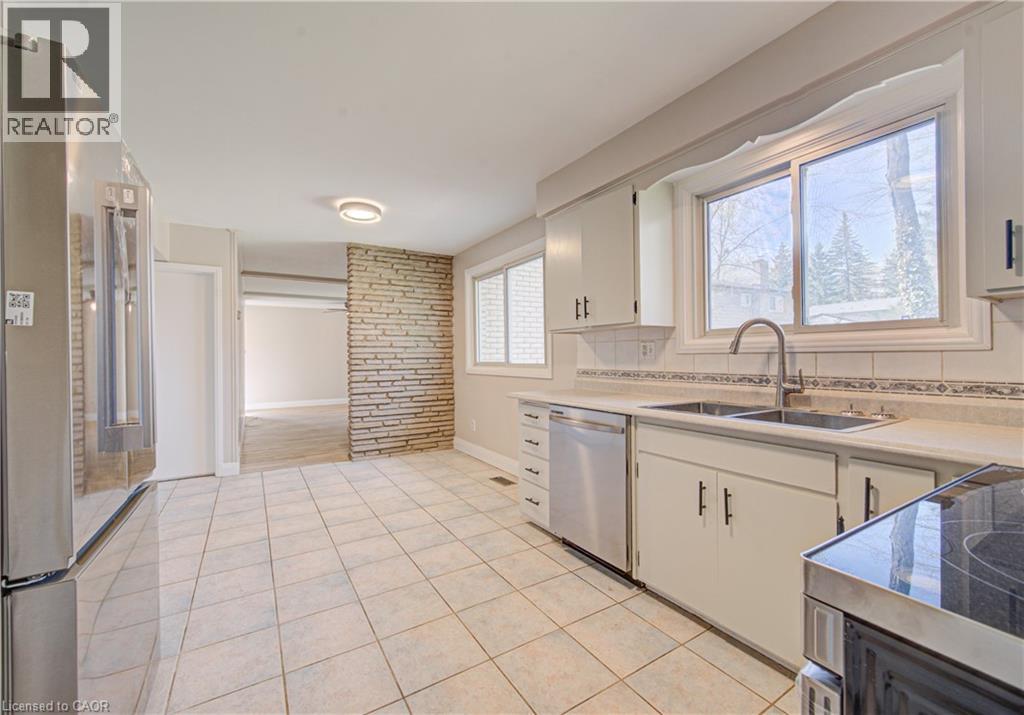 144 Shuh Avenue, Kitchener, Ontario  N2A 1H6 - Photo 10 - 40828943