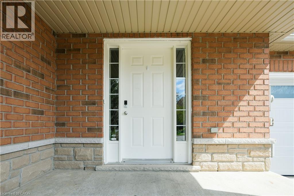 33 Hannon Crescent, Hannon, Ontario  L0R 1P0 - Photo 3 - 40828853