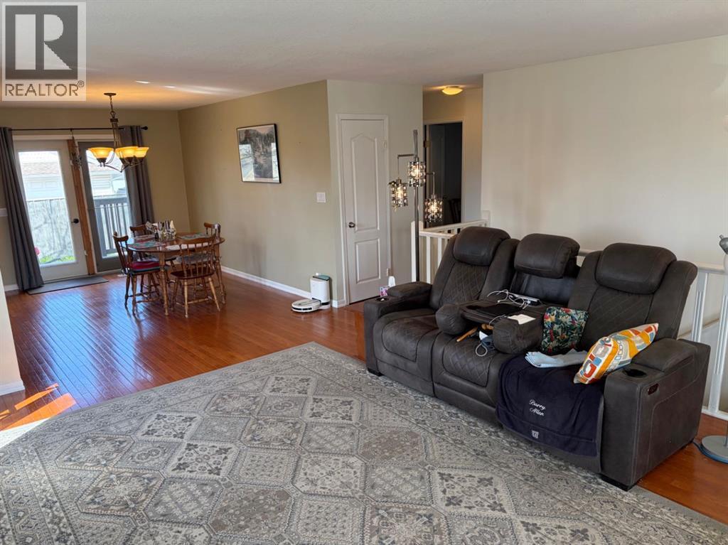 43 Riverwood Manor W, Lethbridge, Alberta  T1k 7X3 - Photo 6 - A2306744