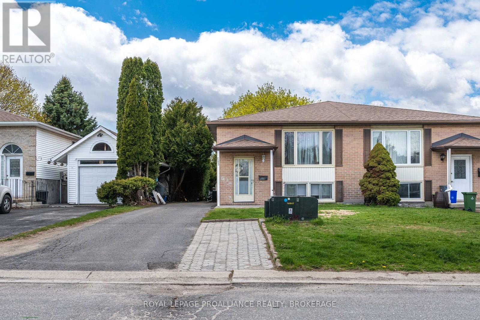 585 Gavin Court, Kingston, Ontario  K7M 8B8 - Photo 2 - X13110766