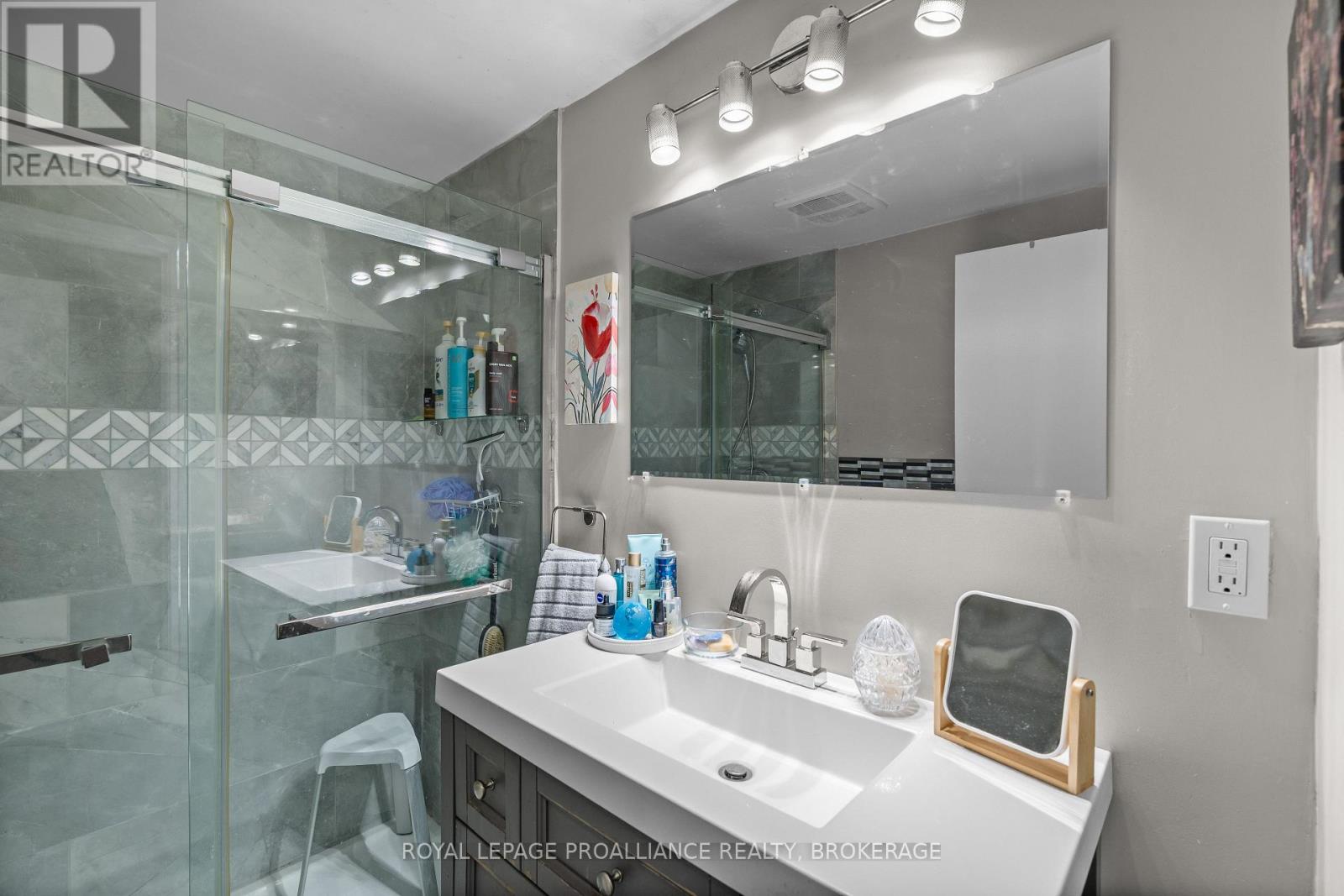 585 Gavin Court, Kingston, Ontario  K7M 8B8 - Photo 6 - X13110766
