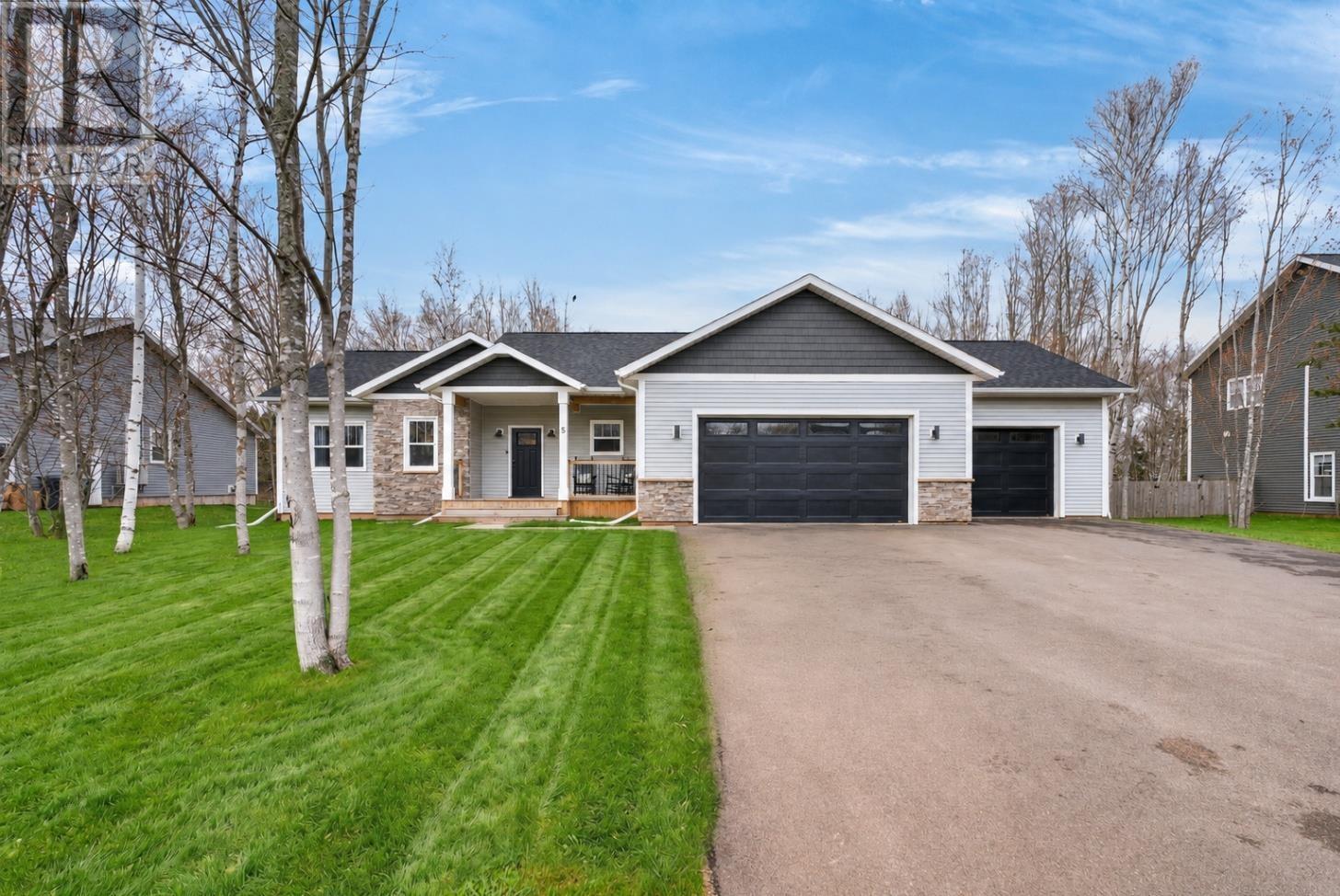 5 Heritage Drive, Miscouche, Prince Edward Island  C0B 1T0 - Photo 1 - 202610412