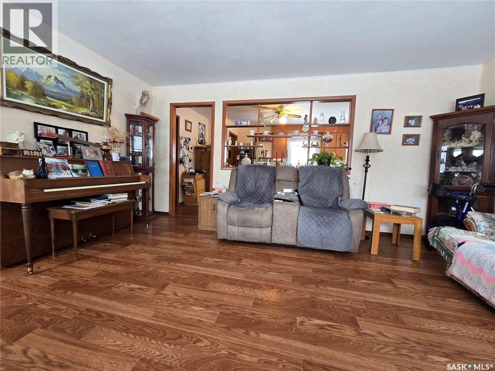 517 Nina Street, Broadview, Saskatchewan  S0G 0K0 - Photo 14 - SK028605