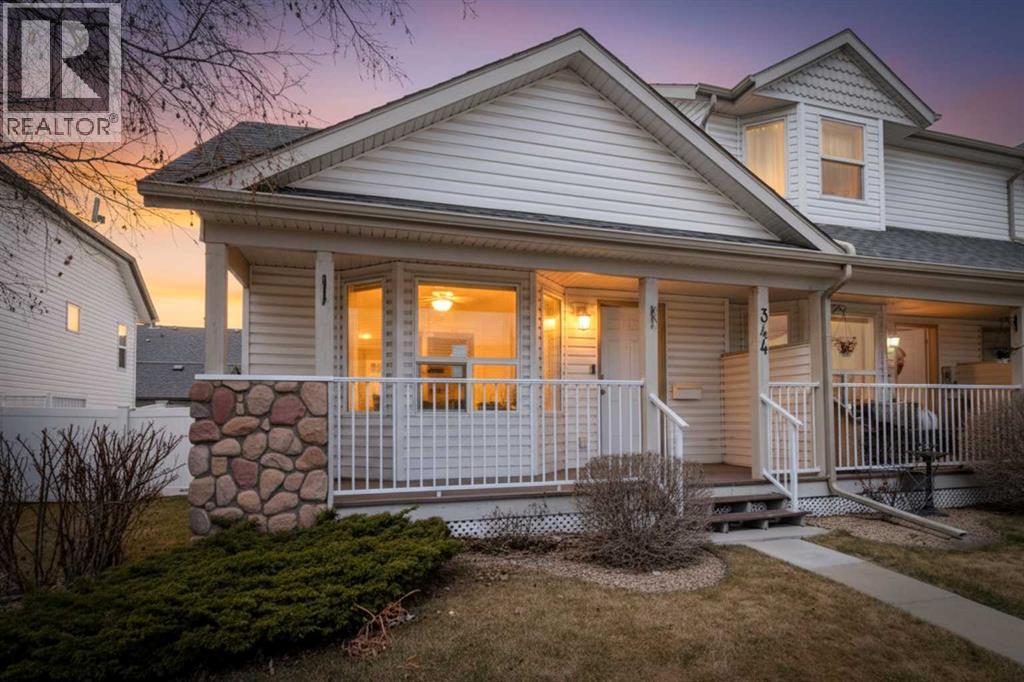 344 Drummond Avenue, Red Deer, Alberta  T4R 3B6 - Photo 2 - A2308471