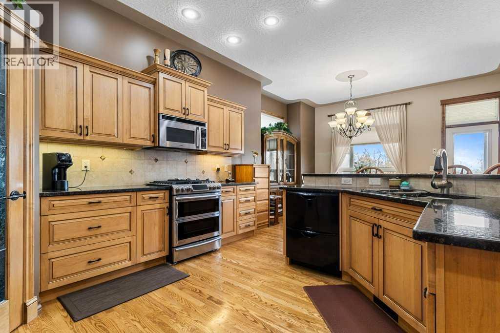40 Oakwood Close, Red Deer, Alberta  T4P 0C5 - Photo 7 - A2309439