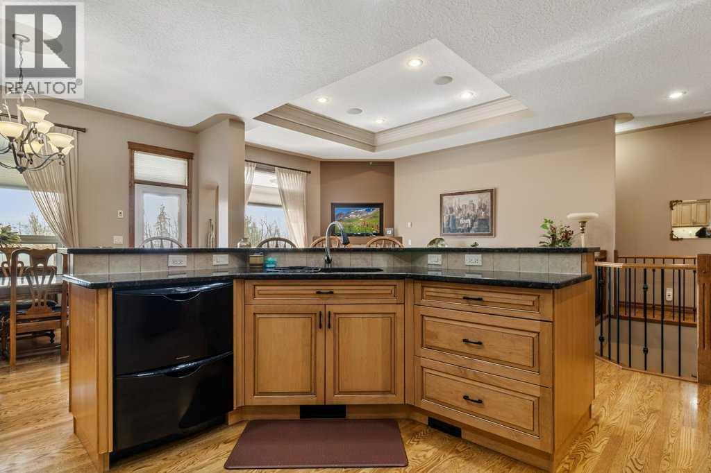 40 Oakwood Close, Red Deer, Alberta  T4P 0C5 - Photo 8 - A2309439