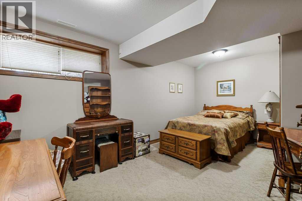 40 Oakwood Close, Red Deer, Alberta  T4P 0C5 - Photo 29 - A2309439