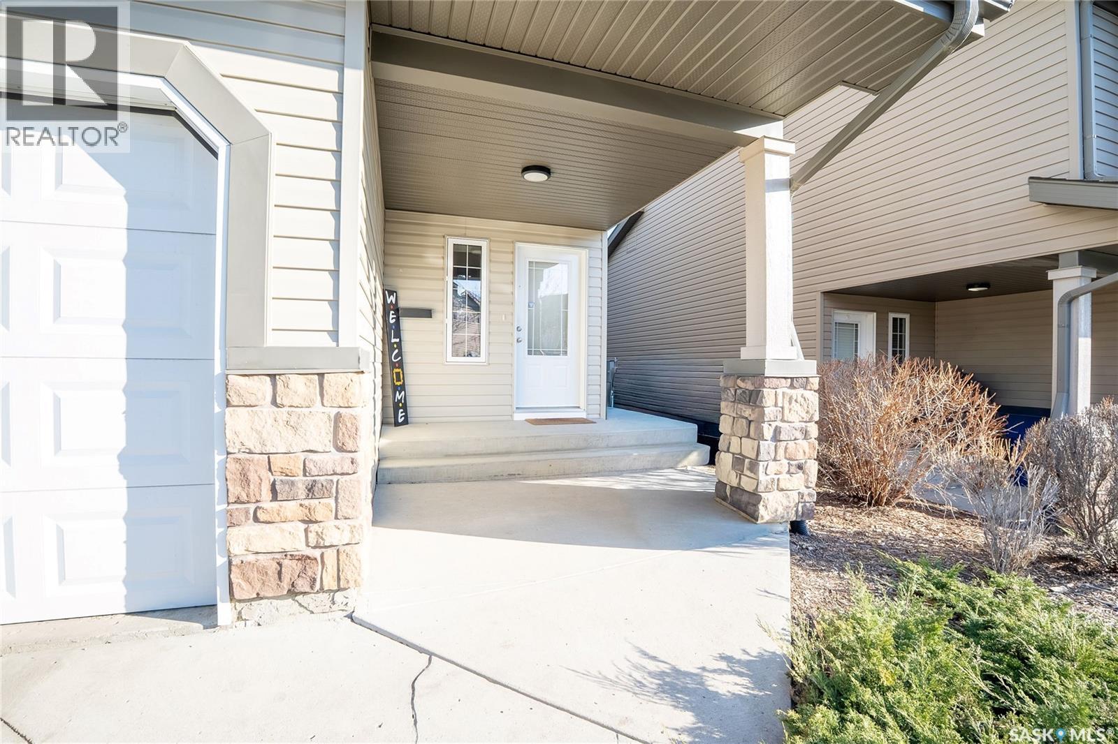 143 615 Stensrud Road, Saskatoon, Saskatchewan  S7W 0A2 - Photo 3 - SK035477