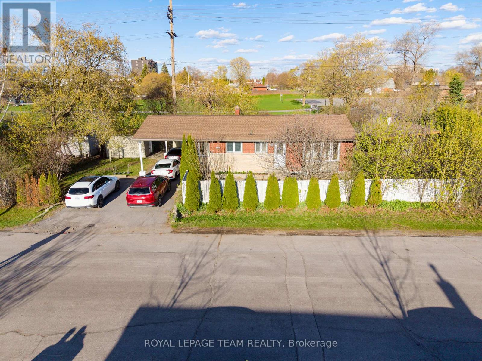 925 Moorvale Street, Ottawa, Ontario  K1K 3K9 - Photo 3 - X13110746