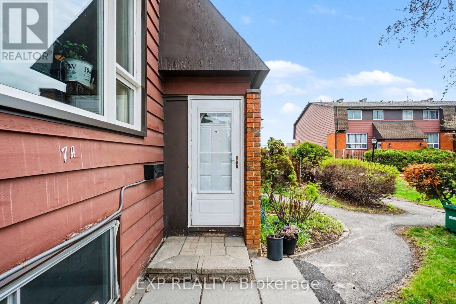 7a Banner Road, Ottawa, Ontario  K2H 8T3 - Photo 7 - X13110776