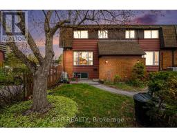 7A BANNER ROAD, Ottawa, Ontario