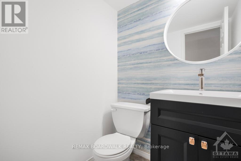 19 - 1400 Wildberry Court, Ottawa, Ontario  K1C 7K6 - Photo 12 - X13110790