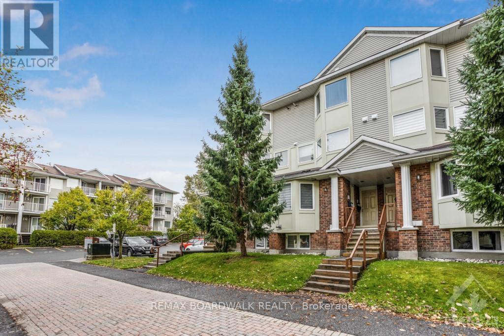 19 - 1400 Wildberry Court, Ottawa, Ontario  K1C 7K6 - Photo 2 - X13110790