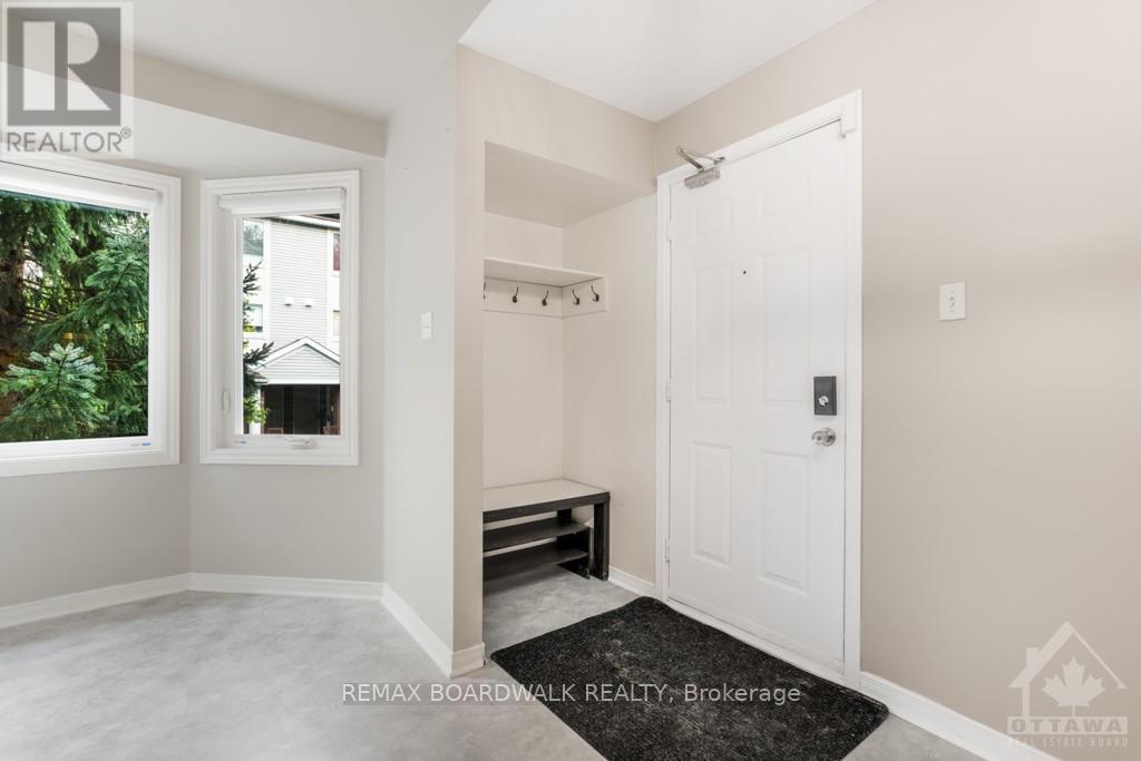 19 - 1400 Wildberry Court, Ottawa, Ontario  K1C 7K6 - Photo 4 - X13110790