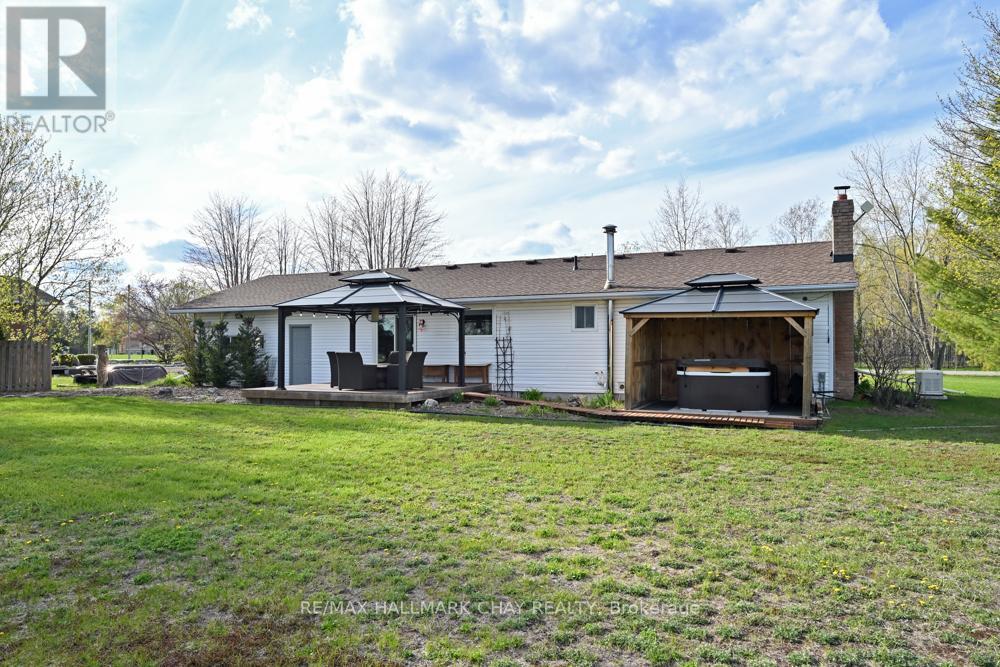 6439 20th Side Road, Essa, Ontario  L0M 1B0 - Photo 34 - N12881184