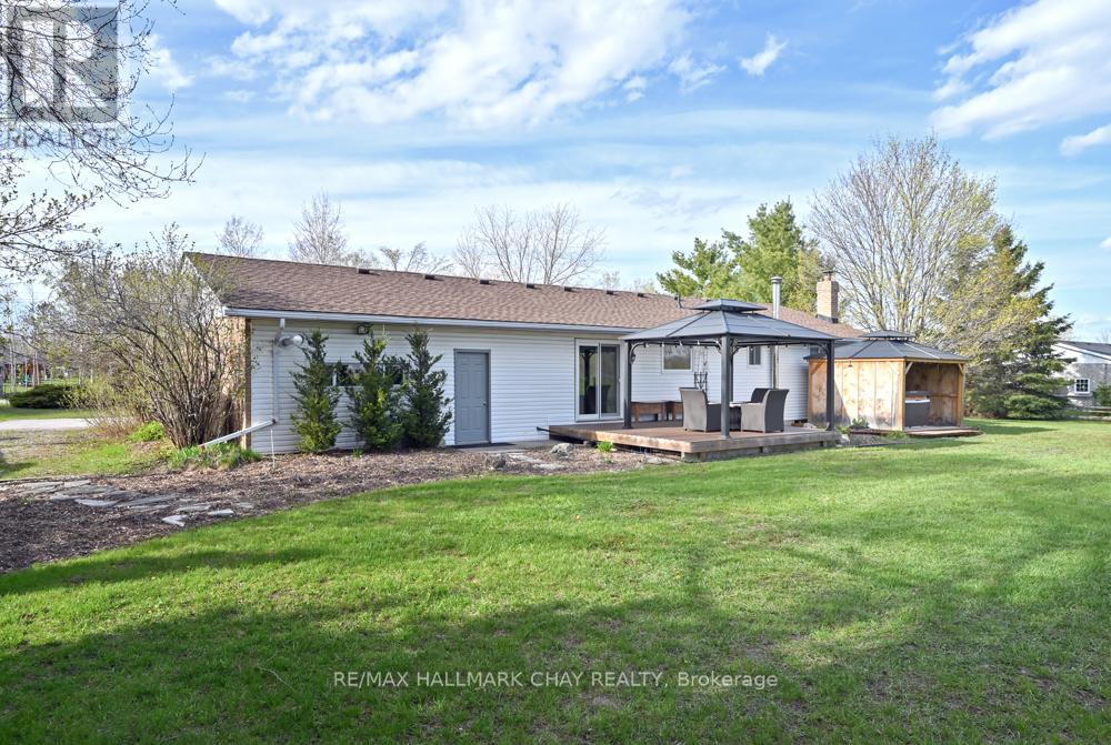 6439 20th Side Road, Essa, Ontario  L0M 1B0 - Photo 27 - N12881184