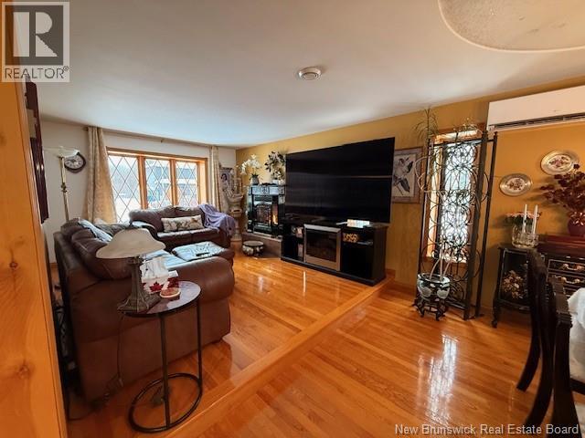 14 Aspen Drive, Campbellton, New Brunswick  E3N 3S9 - Photo 4 - NB132596