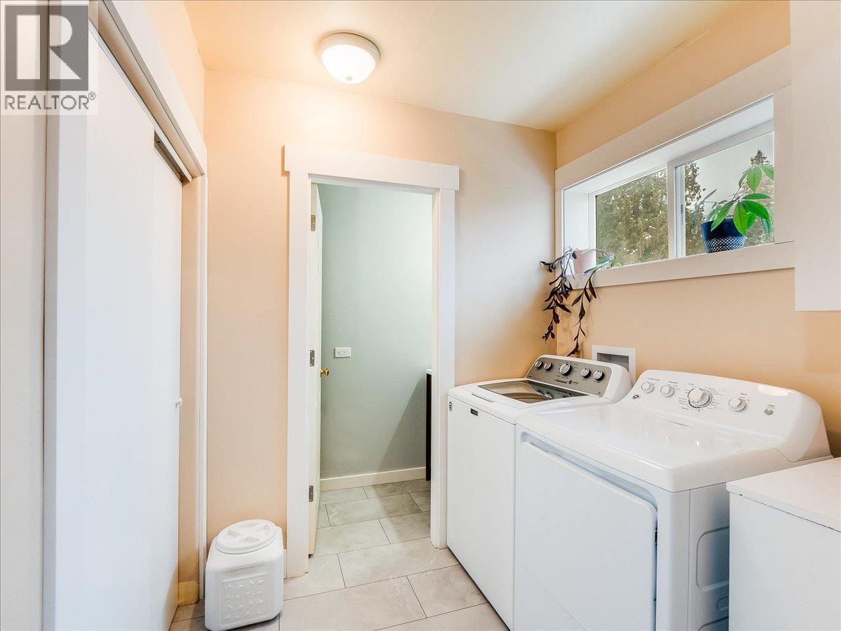 2824 9th Avenue, Castlegar, British Columbia  V1N 2Z1 - Photo 22 - 10380148