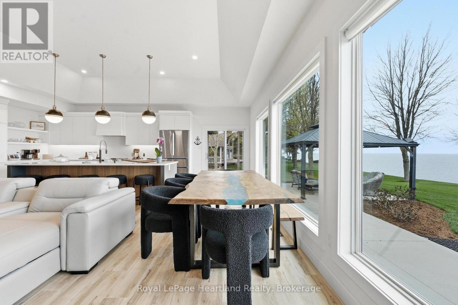77961 Dryden Lane, Central Huron, Ontario  N0M 1G0 - Photo 9 - X13110698