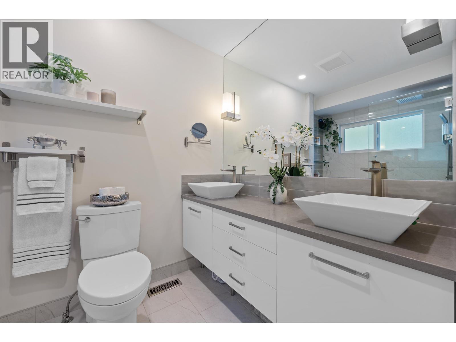 906 Strathaven Drive, North Vancouver, British Columbia  V7H 2J9 - Photo 17 - R3121793