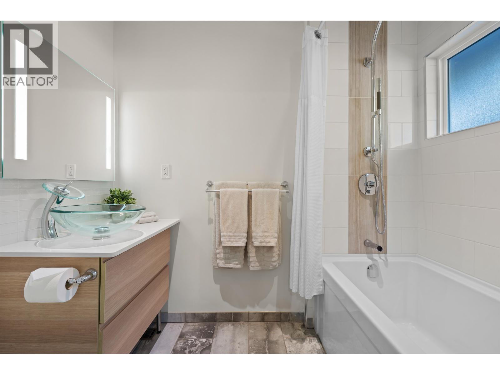 906 Strathaven Drive, North Vancouver, British Columbia  V7H 2J9 - Photo 22 - R3121793