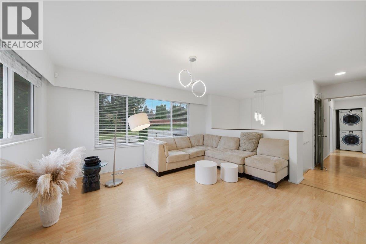 4158 Mt Seymour Parkway, North Vancouver, British Columbia  V7G 1C5 - Photo 6 - R3121797