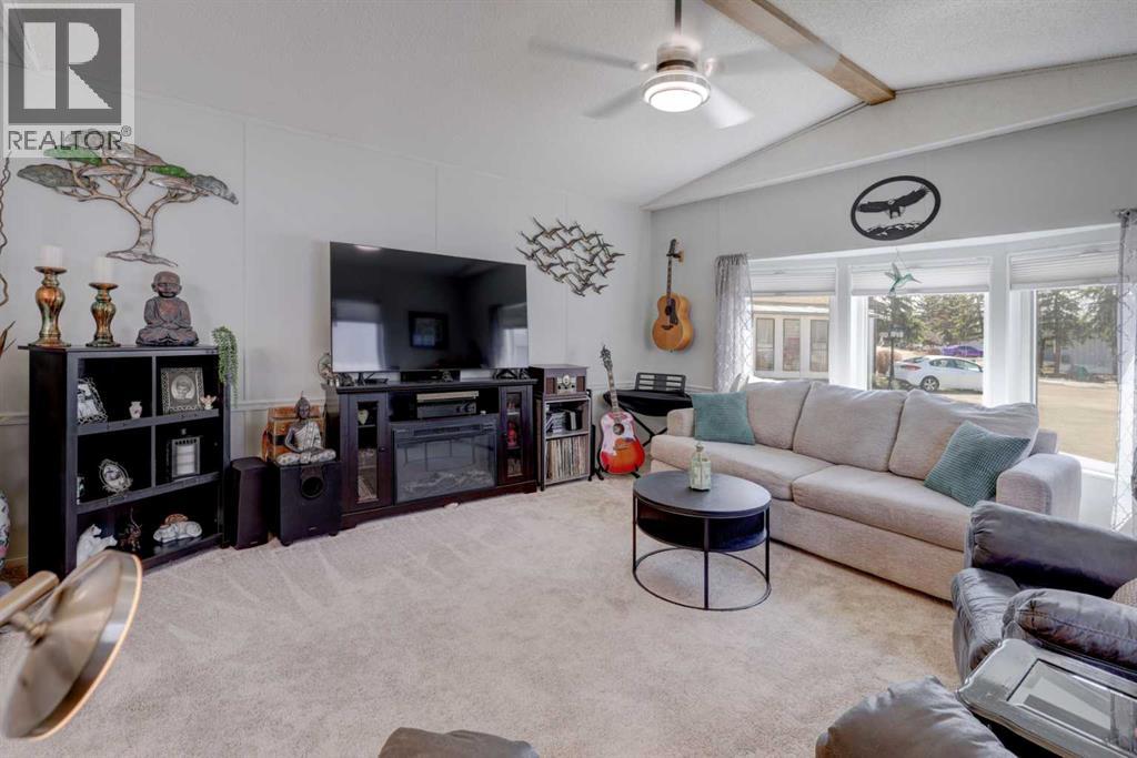 256 Burroughs Circle Ne, Calgary, Alberta  T1Y 6K3 - Photo 9 - A2305485