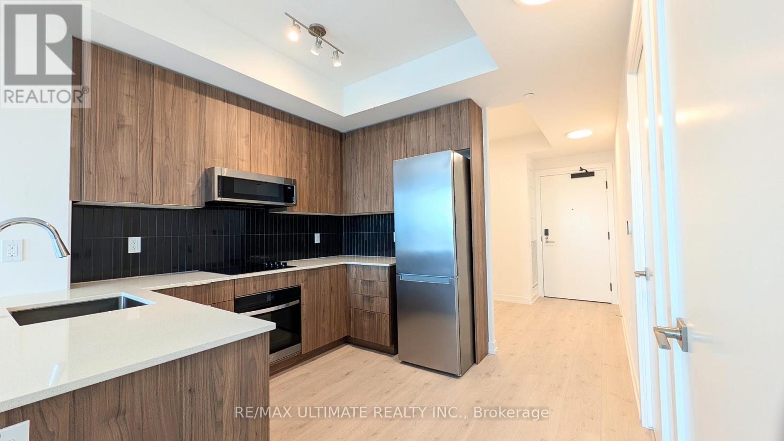 506 - 2501 Saw Whet Boulevard, Oakville, Ontario  L6M 4G3 - Photo 5 - W13110510