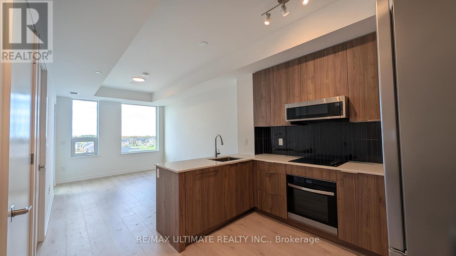 506 - 2501 Saw Whet Boulevard, Oakville, Ontario  L6M 4G3 - Photo 6 - W13110510