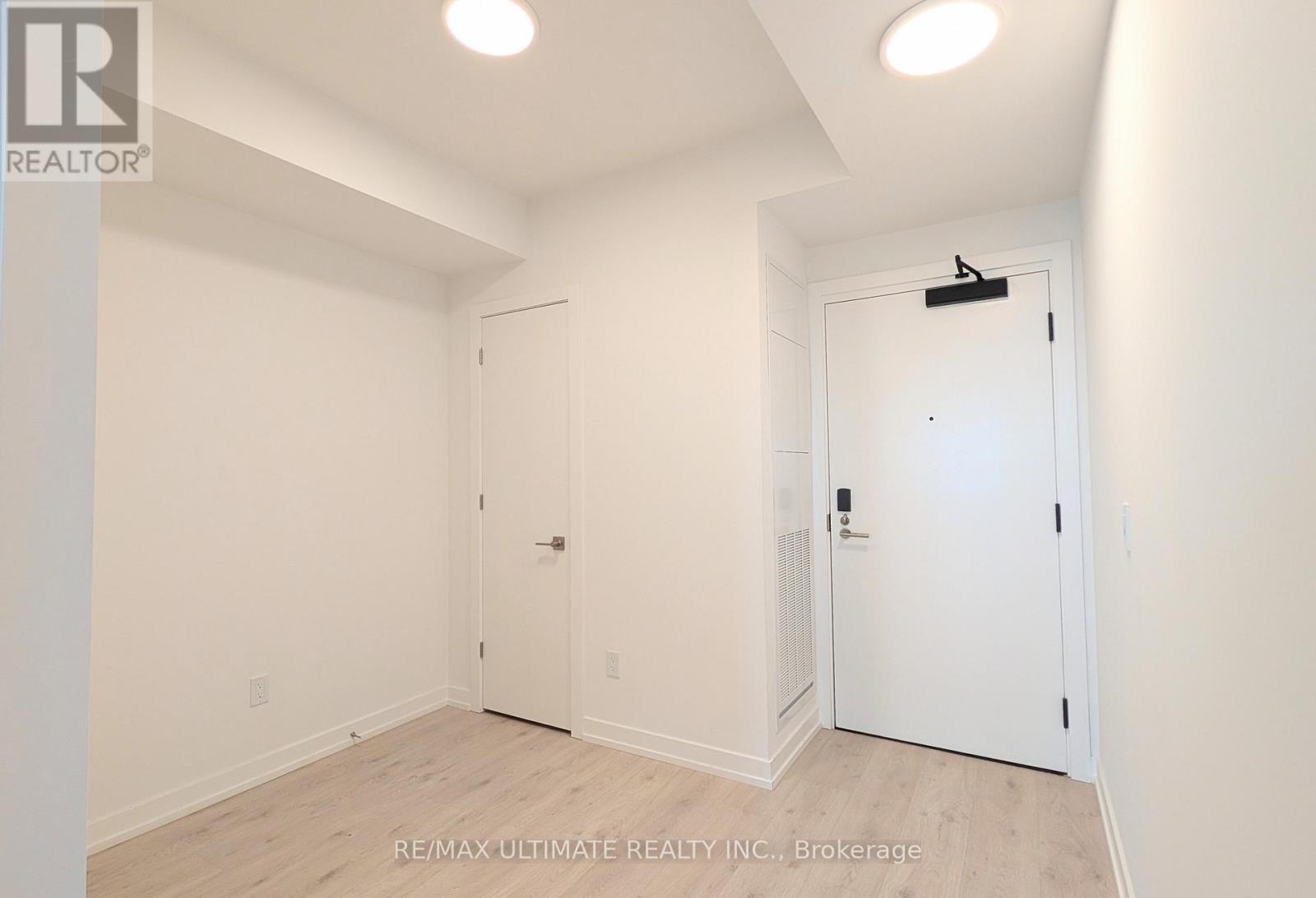 506 - 2501 Saw Whet Boulevard, Oakville, Ontario  L6M 4G3 - Photo 4 - W13110510