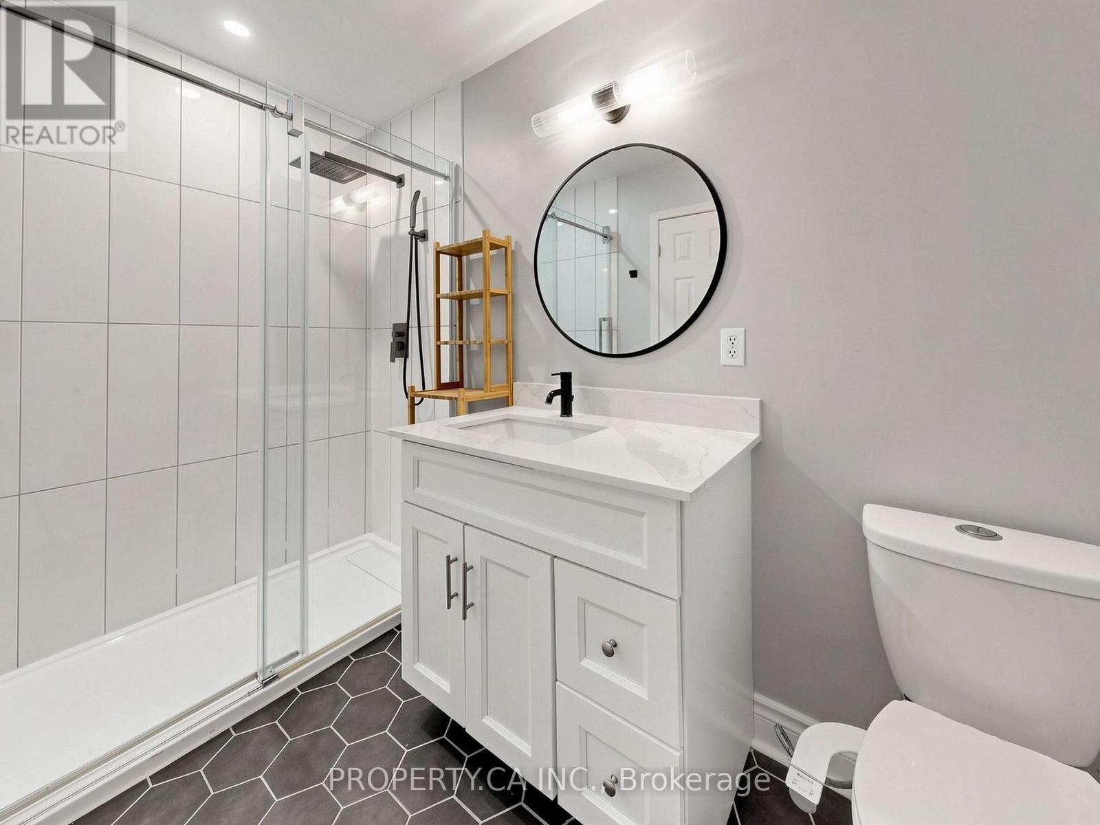 24 - 4950 Rathkeale Road, Mississauga, Ontario  L5V 2L8 - Photo 36 - W13109856