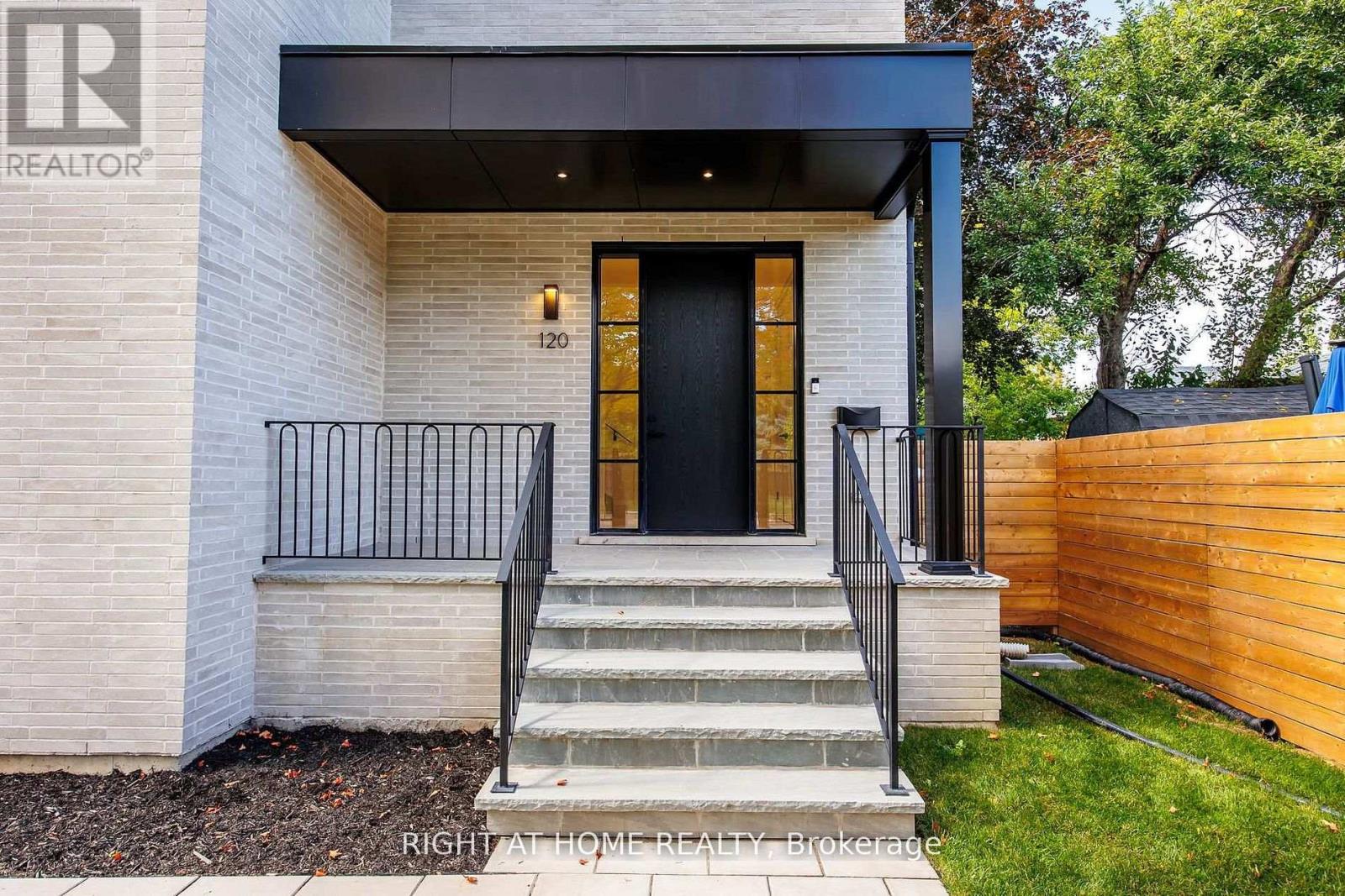 120 Hammell Street, Toronto, Ontario  M3H 2P5 - Photo 2 - C13110708