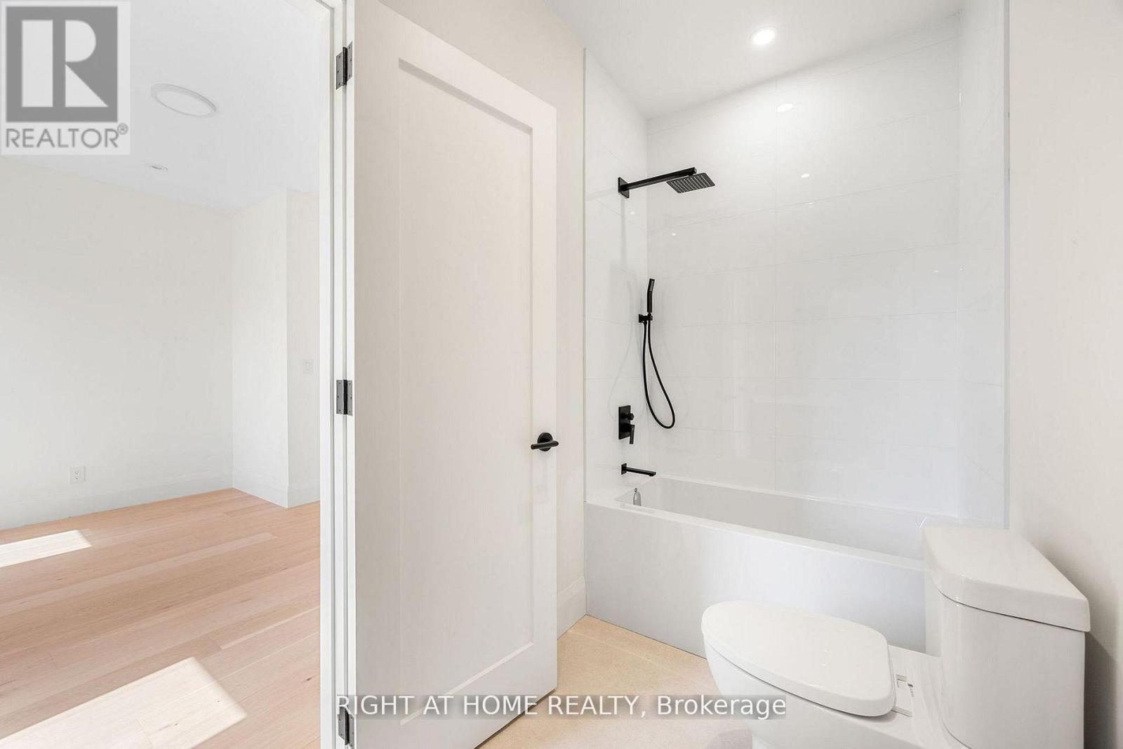 120 Hammell Street, Toronto, Ontario  M3H 2P5 - Photo 27 - C13110708