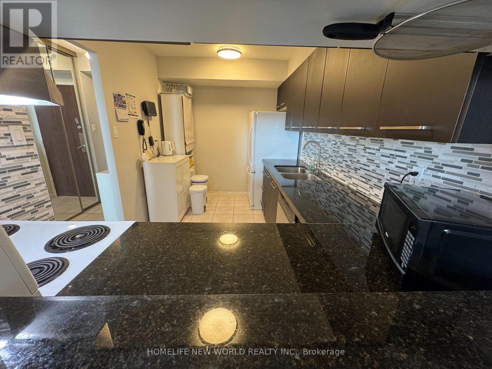 1602 - 2365 Kennedy Road, Toronto (Agincourt South-Malvern West), Ontario  M1T 3S6 - Photo 10 - E13110670