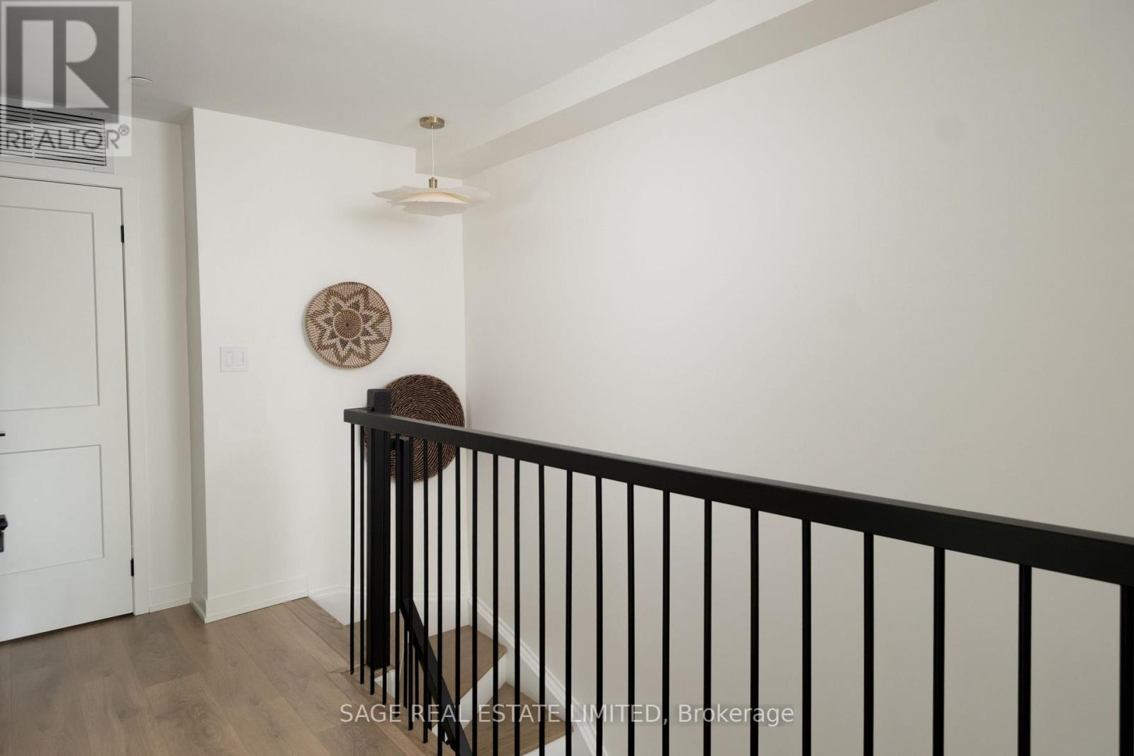 212 - 899 Queen Street E, Toronto, Ontario  M4M 0C8 - Photo 19 - E13110694