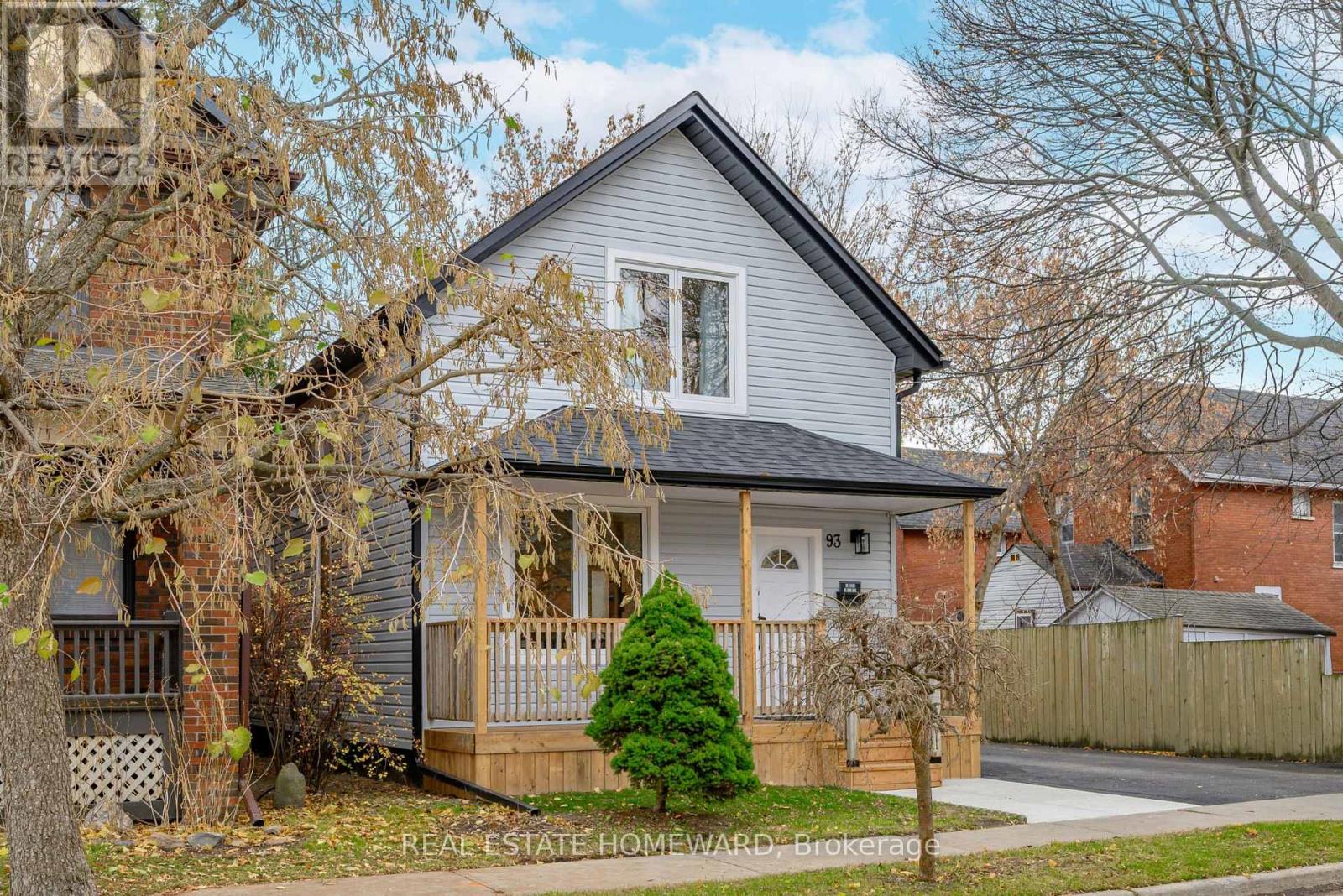 93 AGNES STREET, Oshawa, Ontario